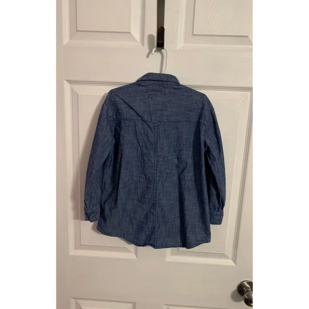 Old Navy Girls Boyfriend Shirt. Size S (6-7).